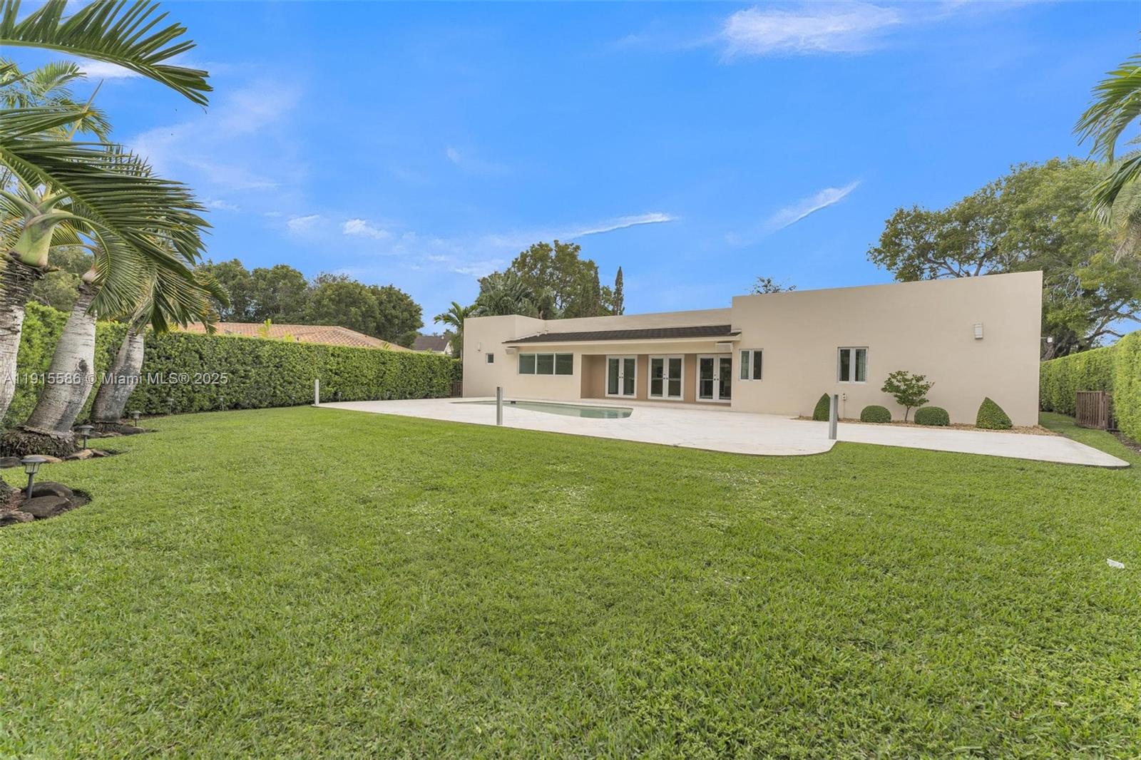 Miami Lakes - Loch Lomond - Residential