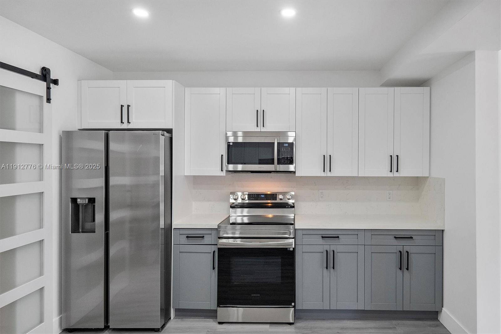 ALMENDARES - Residential Lease