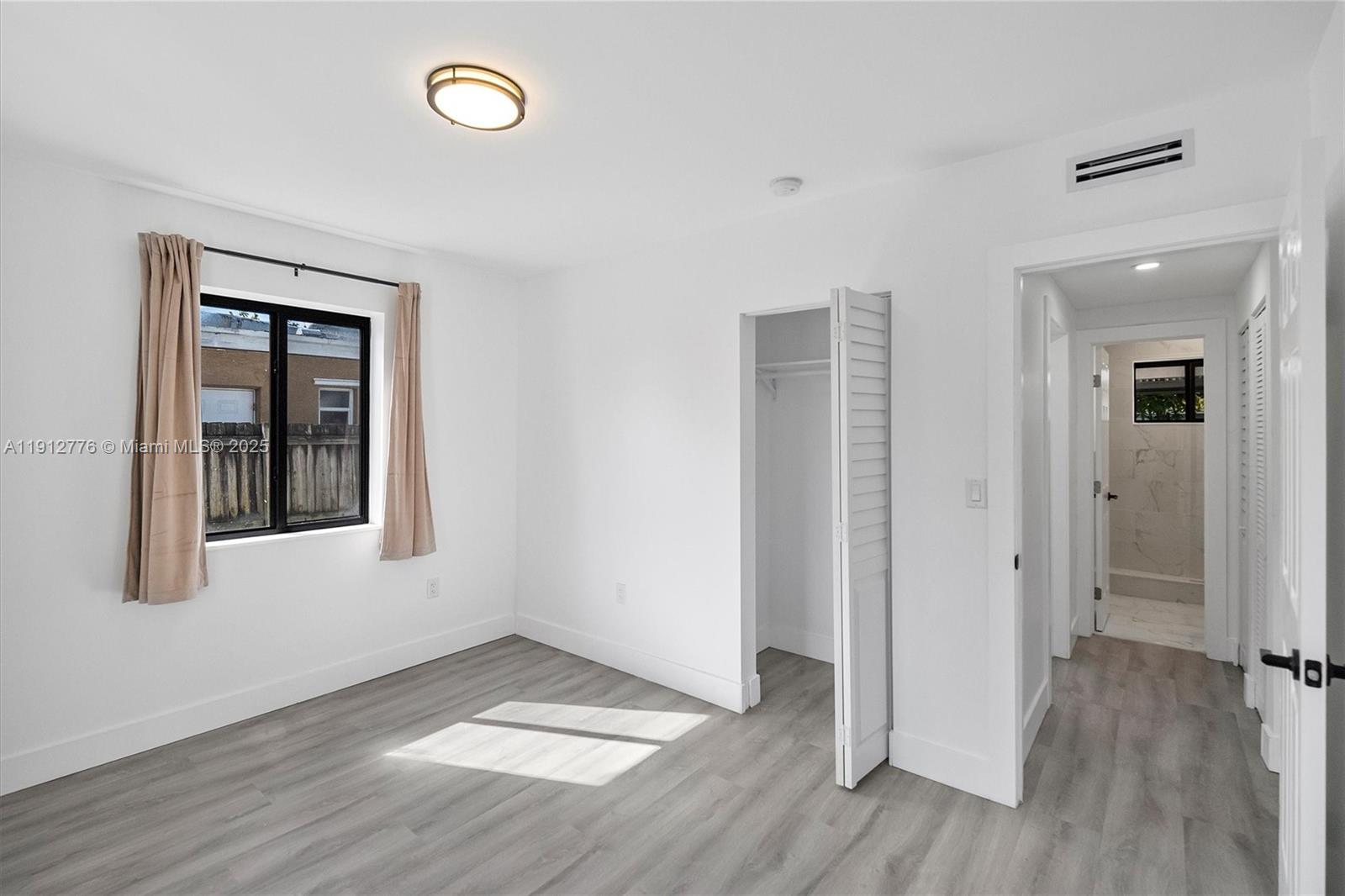 ALMENDARES - Residential Lease