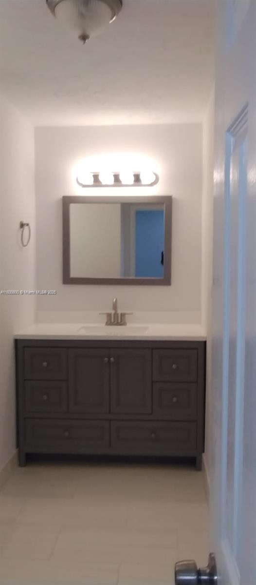 TRELLISES 3 CONDO - Residential