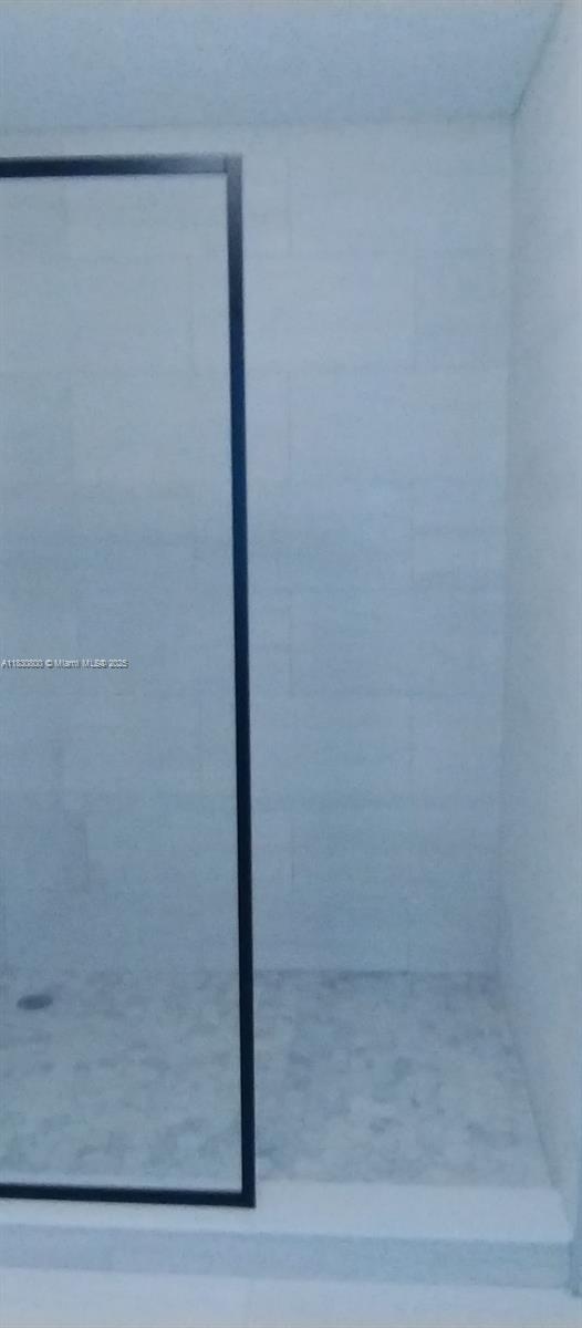 TRELLISES 3 CONDO - Residential