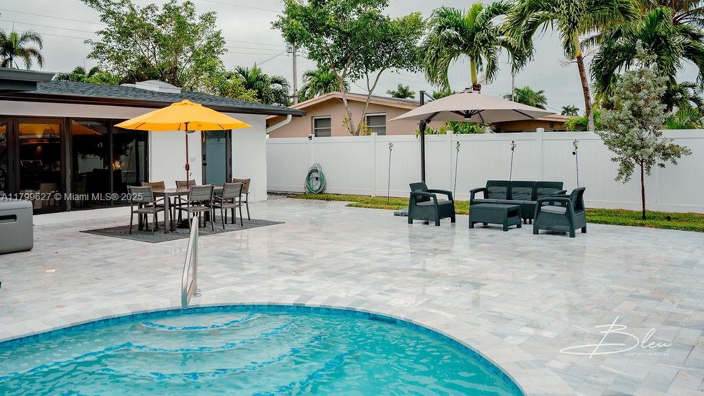 2506 Bimini Ln
