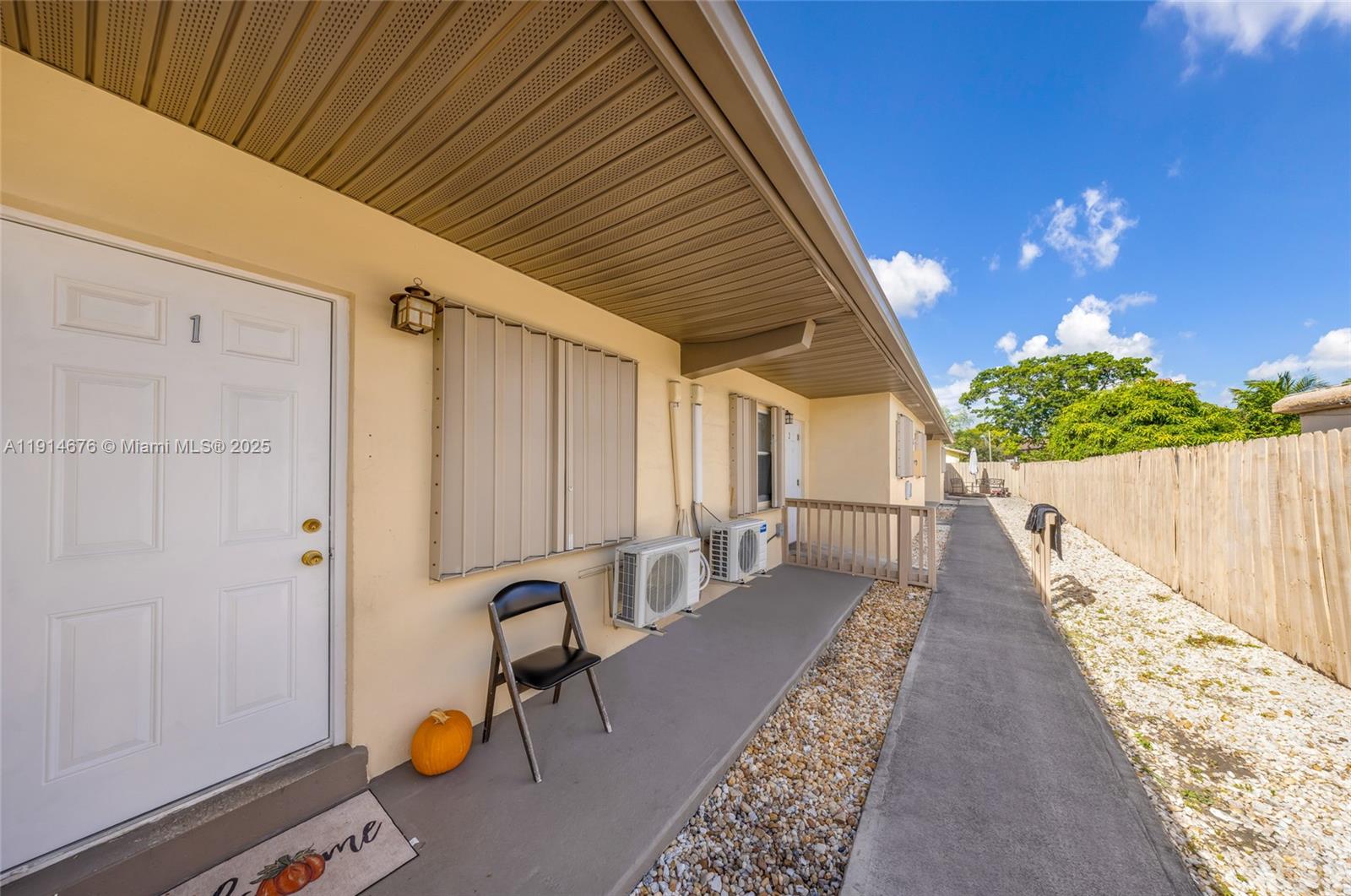 CARVER HEIGHTS FIRST ADD - Residential Income