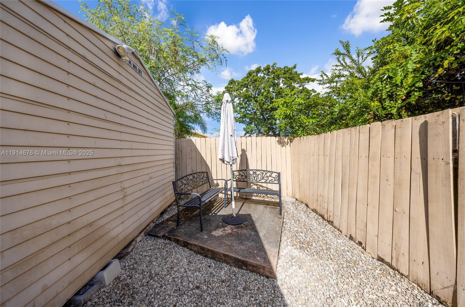 CARVER HEIGHTS FIRST ADD - Residential Income