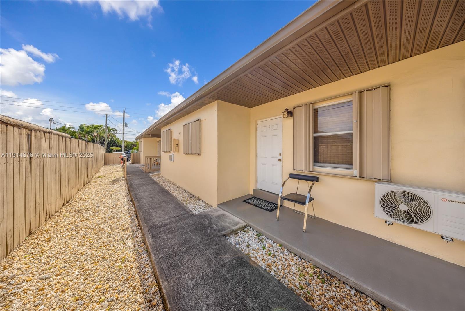 CARVER HEIGHTS FIRST ADD - Residential Income