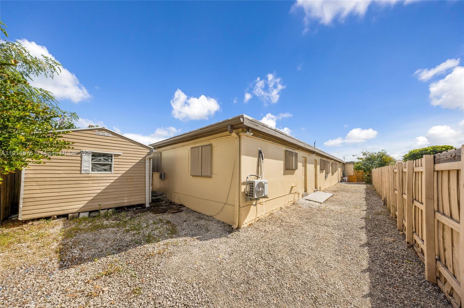 CARVER HEIGHTS FIRST ADD - Residential Income