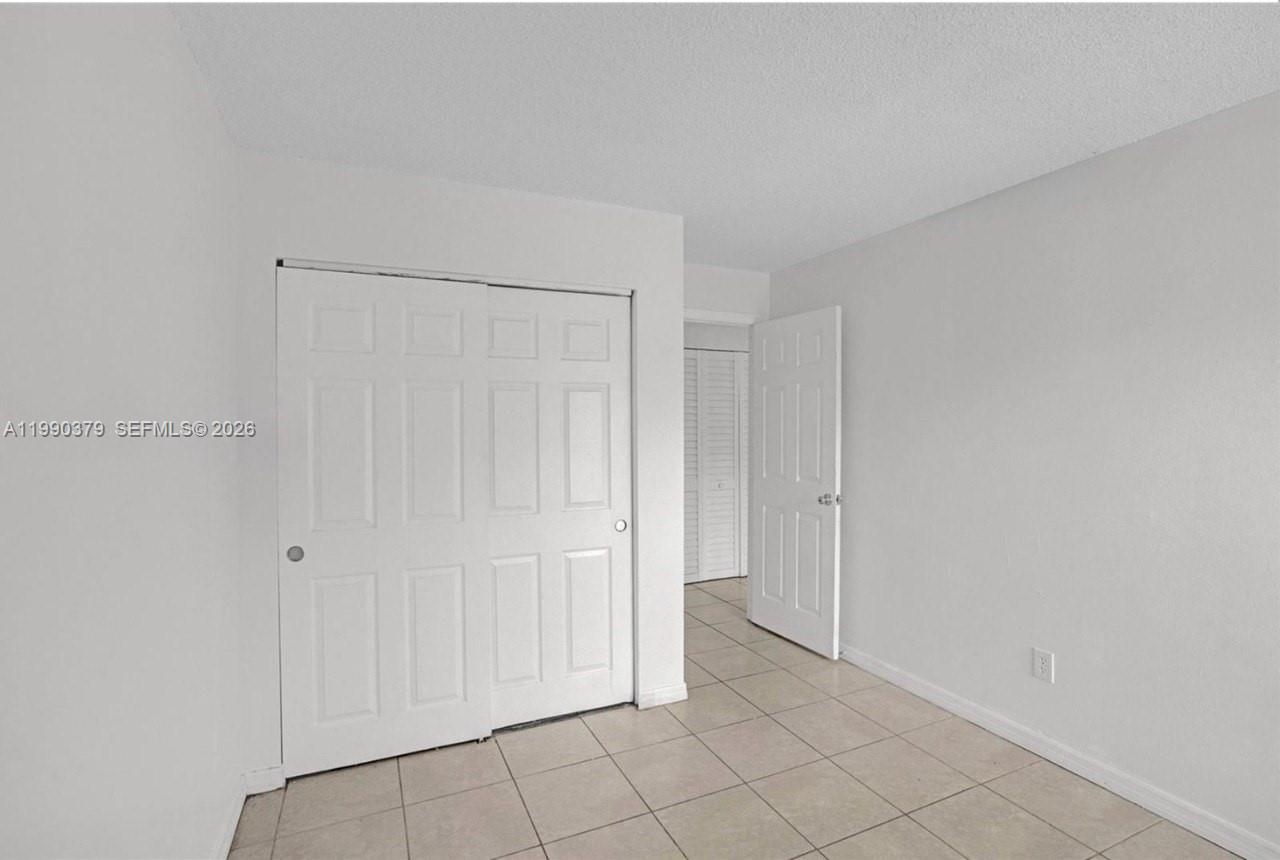 VISTA TOWNHOUSE SEC B - Residential Lease