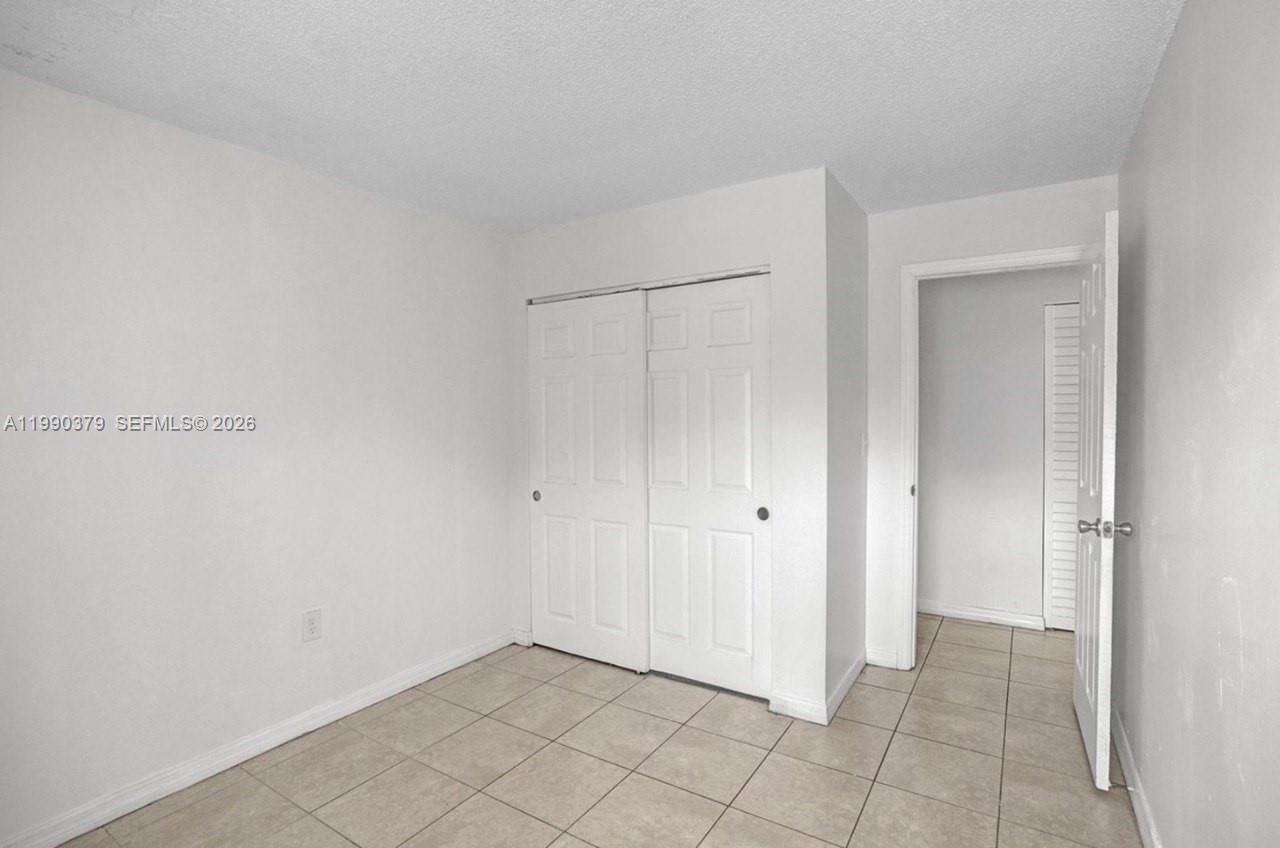 VISTA TOWNHOUSE SEC B - Residential Lease