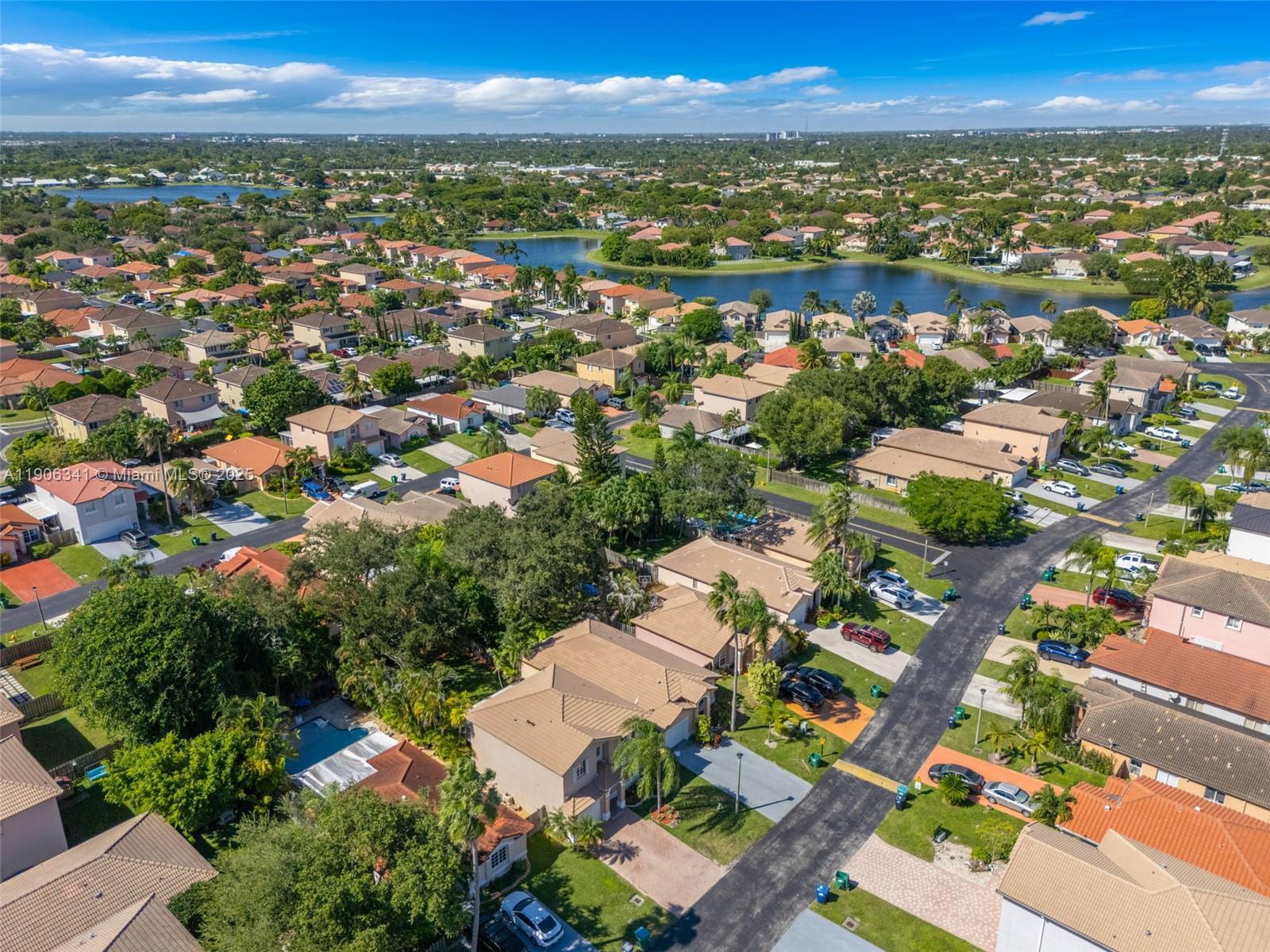 LAKES BY THE BAY SEC 11 - Residential