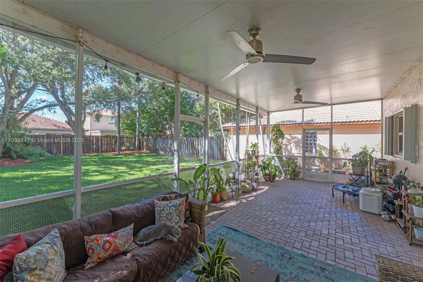 LAKES BY THE BAY SEC 11 - Residential