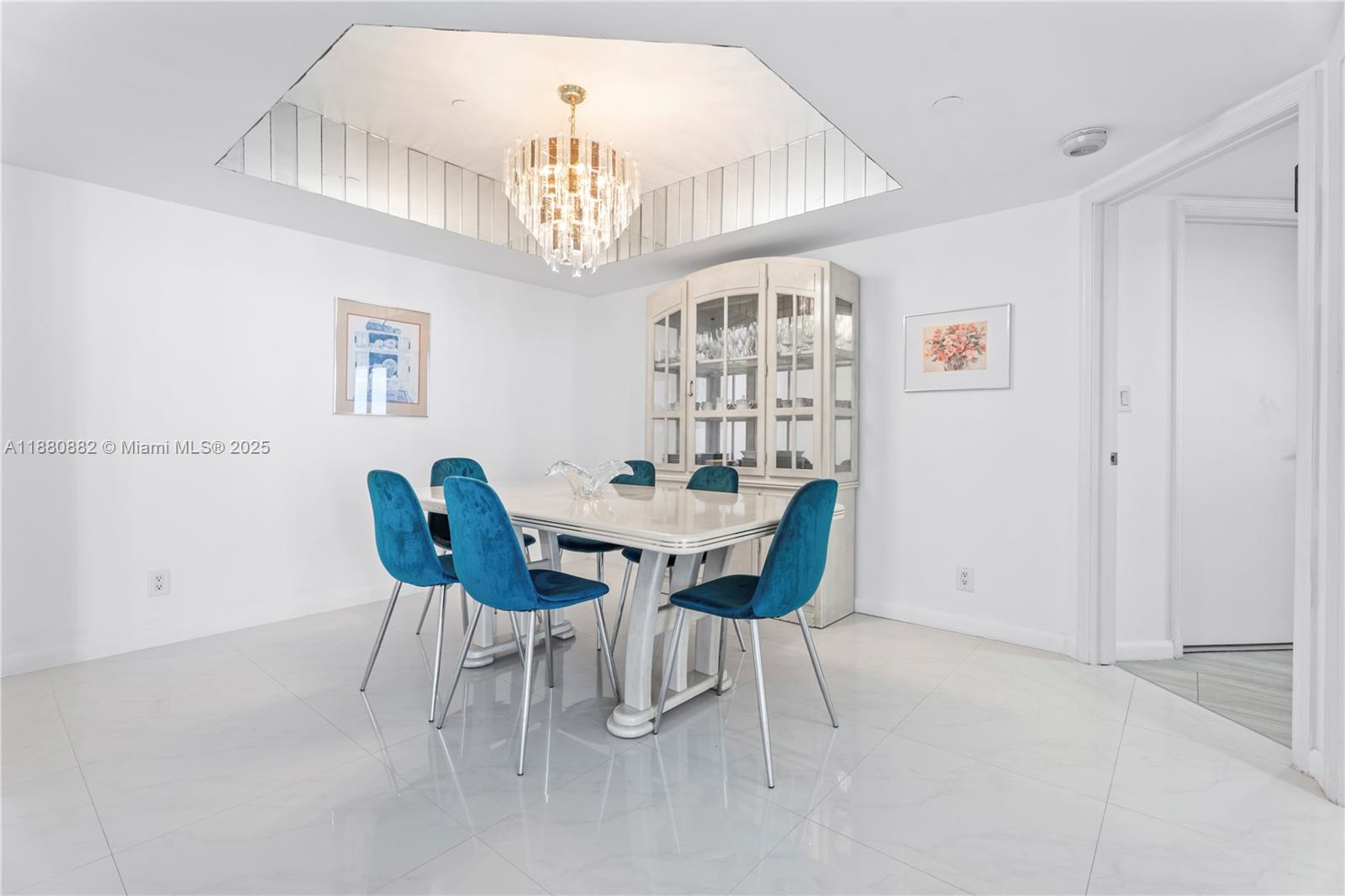 OCEANIA III CONDO - Residential