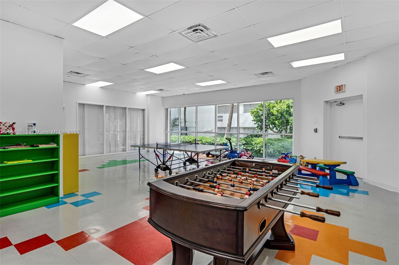 OCEANIA III CONDO - Residential