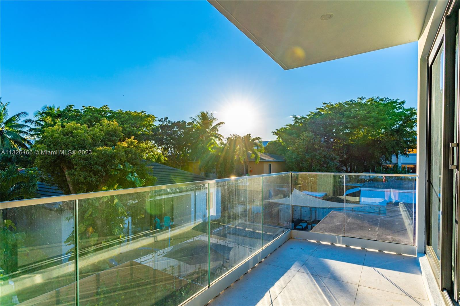 EUGENIA GROVES PARK - Residential