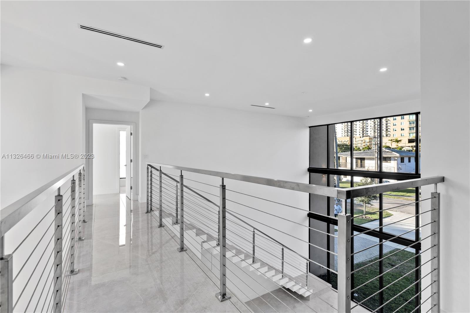 EUGENIA GROVES PARK - Residential