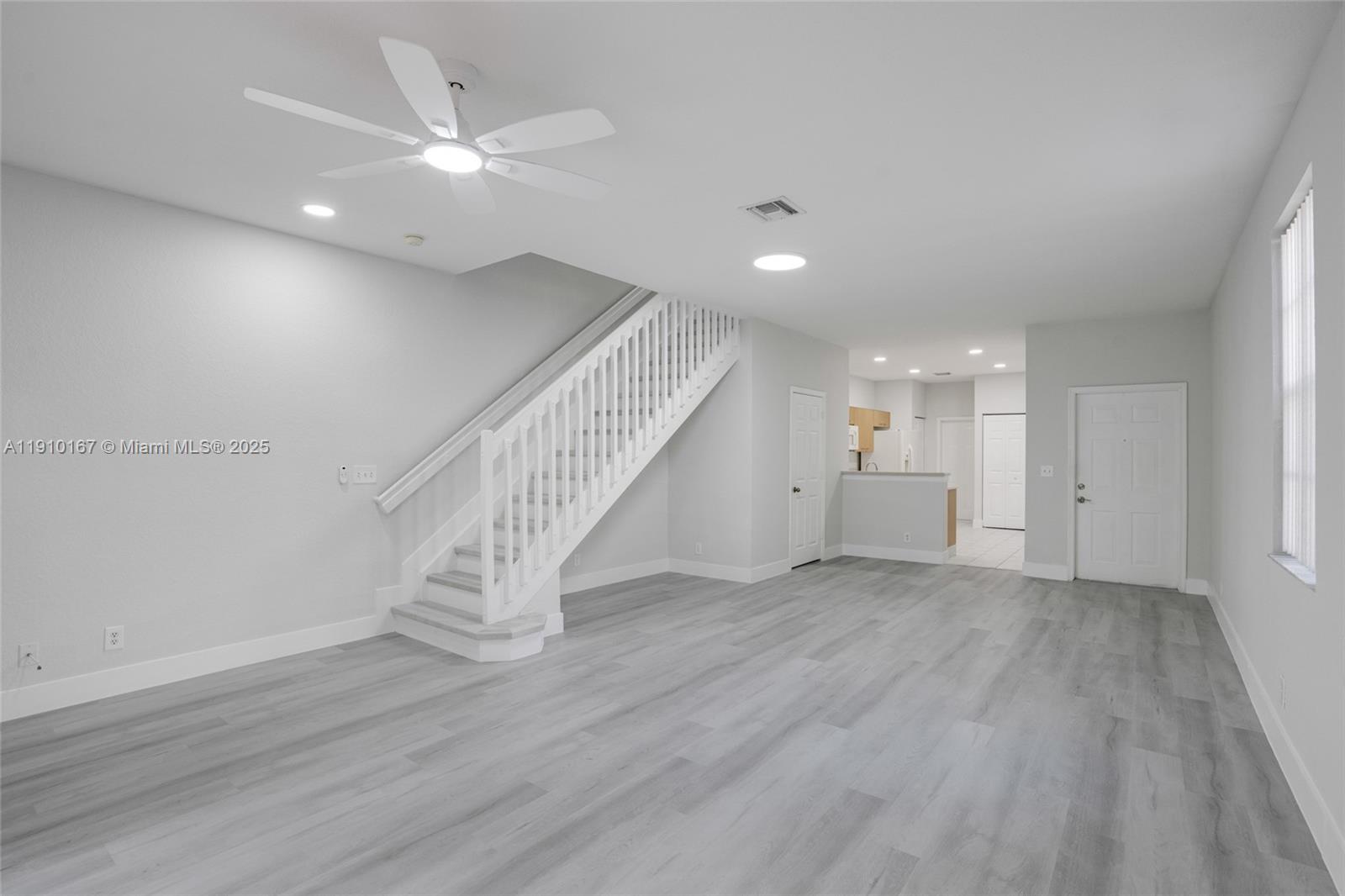 SECTOR 8 9 & 10 PLAT(BLKS - Residential Lease