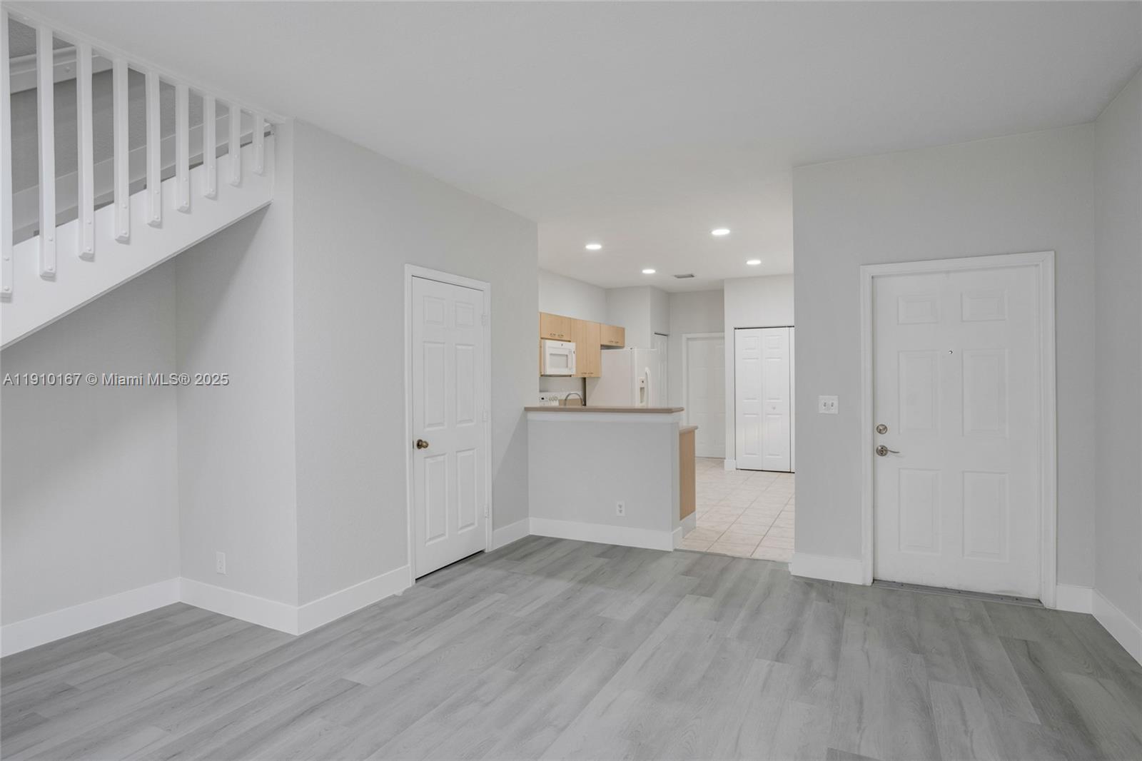 SECTOR 8 9 & 10 PLAT(BLKS - Residential Lease