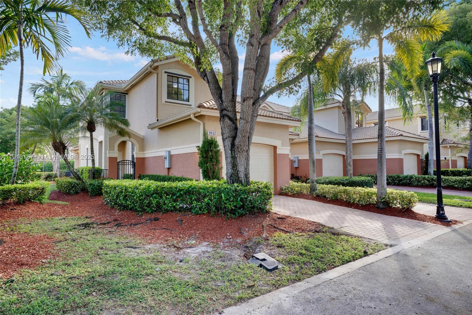 SECTOR 8 9 & 10 PLAT(BLKS - Residential Lease