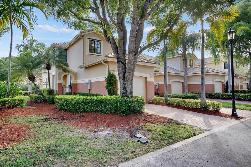 Beautiful corner townhouse in a gated and secure community! This bright and spacious home features updated flooring, a one-car garage, and a private driveway. Conveniently located within walking distance to one of the best schools in the county, parks, and shopping center. Enjoy peace of mind in a family-friendly neighborhood with amazing amenities. Priced to rent quickly — don’t miss this opportunity! Contact us today for a private showing.