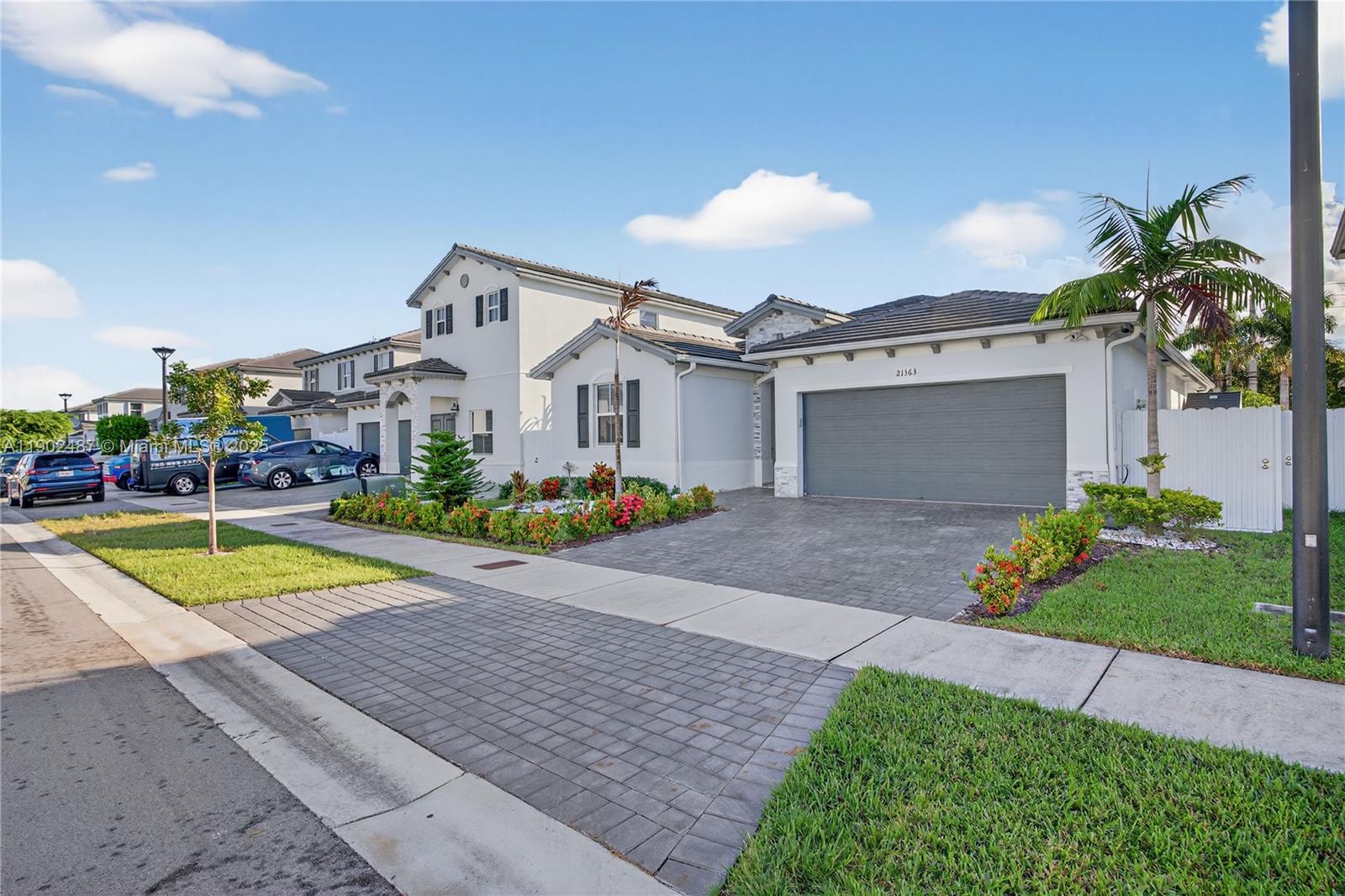 SIENA NORTH - Residential Lease