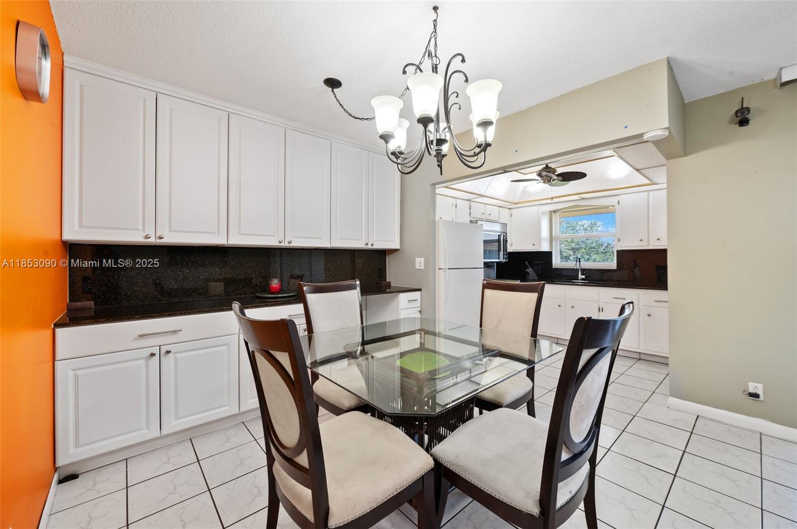 BEVERLY HILLS CONDO NUMBE - Residential Lease