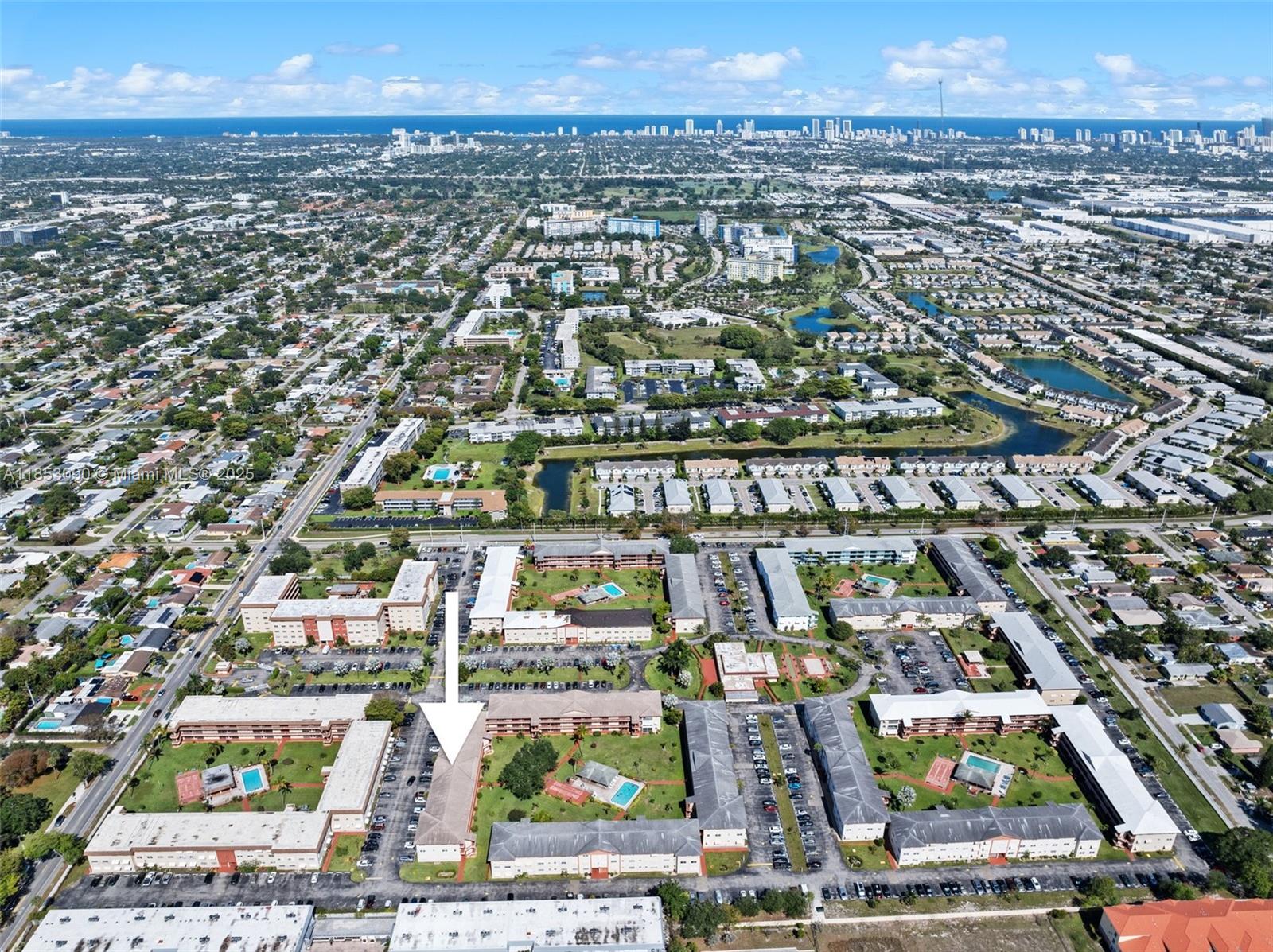 BEVERLY HILLS CONDO NUMBE - Residential Lease