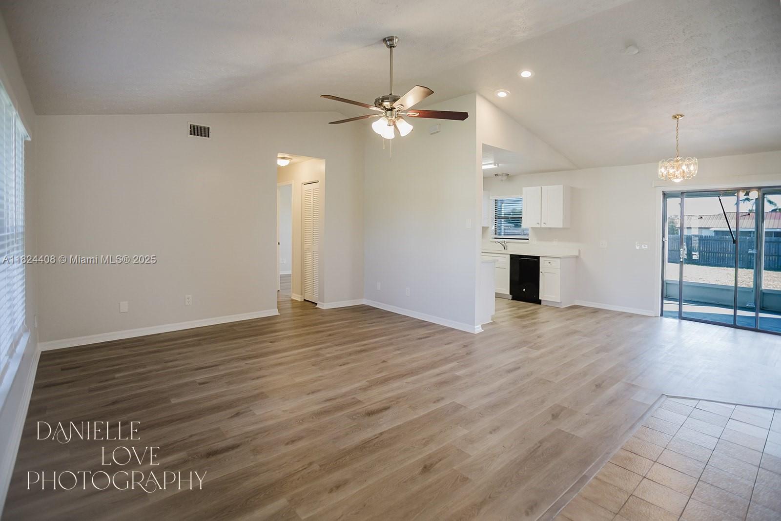 PORT ST LUCIE SECTION 14 - Residential