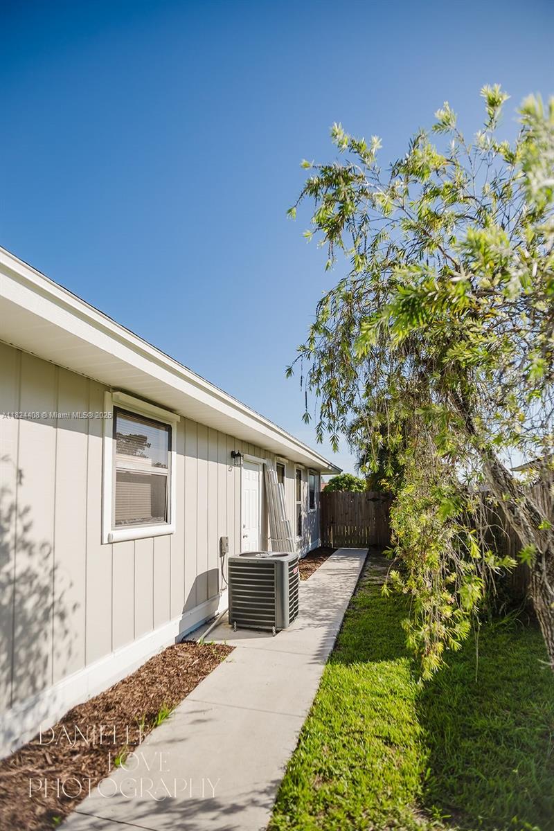 PORT ST LUCIE SECTION 14 - Residential