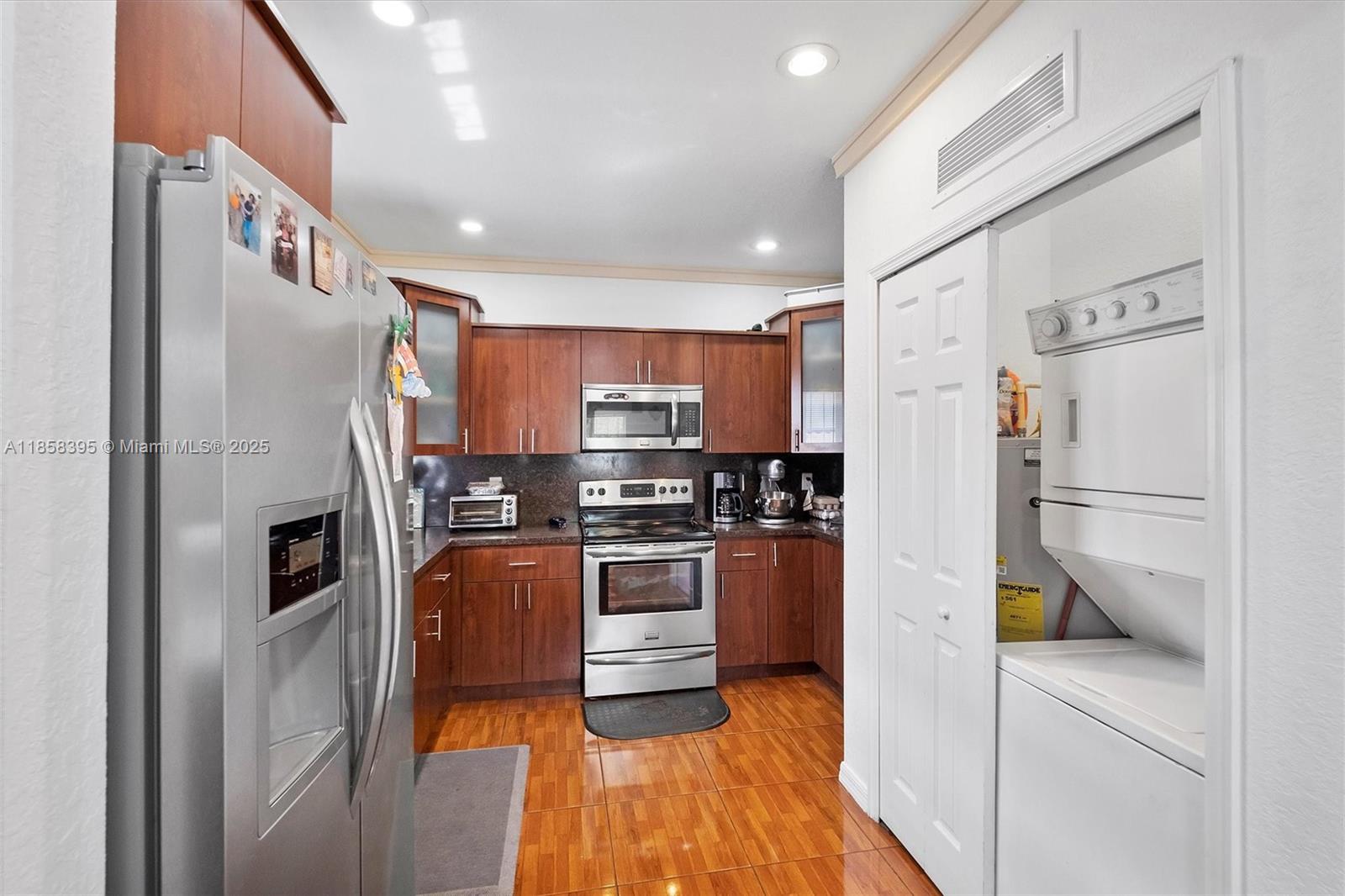 2130 NW 66th St