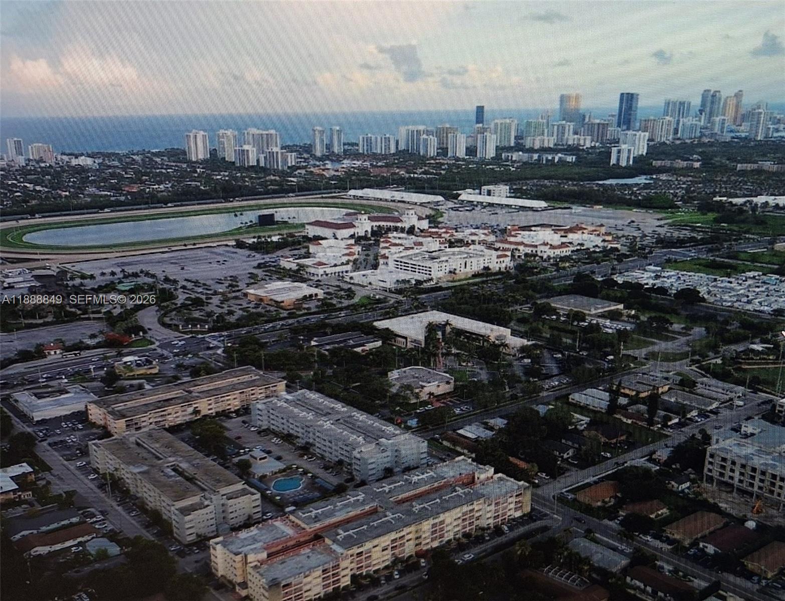 FIRST GULFSTREAM GARDEN - Residential