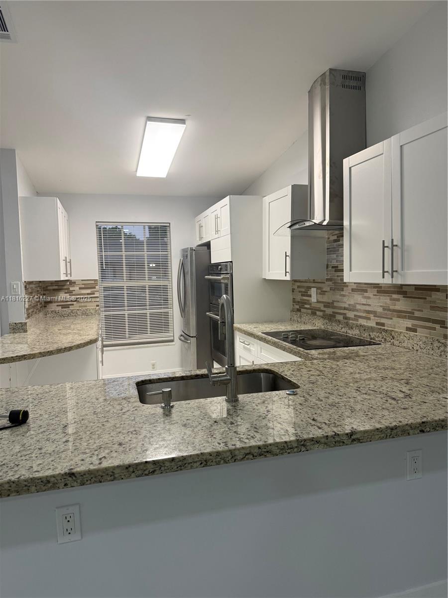9571 Fern Ln, Miramar, Broward County, Florida - 3 Bedrooms  
2 Bathrooms - 