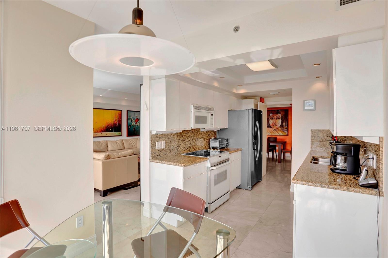 ¤2000 ISL BLVD WILLIAMS IS - Residential