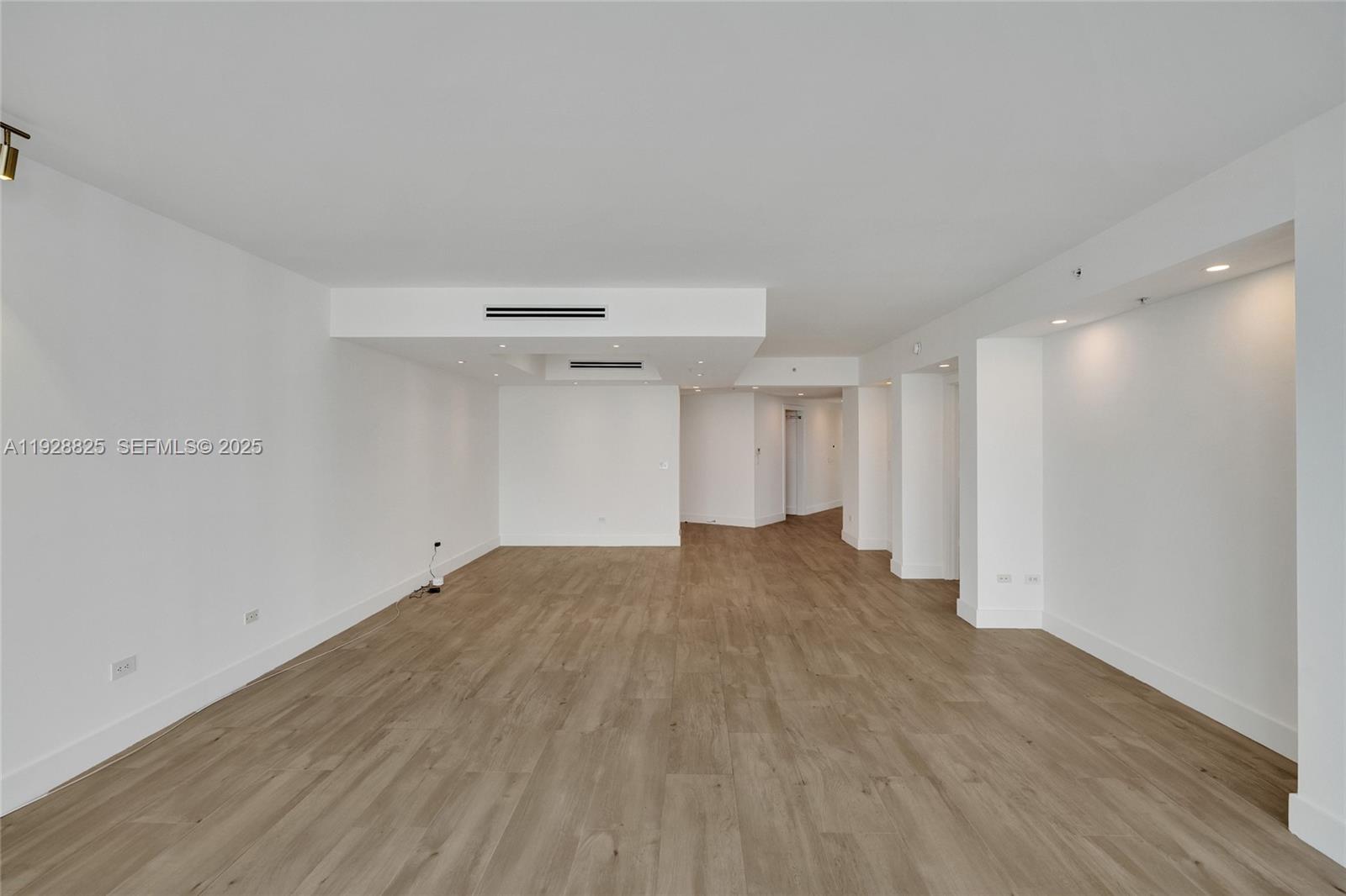 THREE TEQUESTA POINT CONDO - Residential Lease