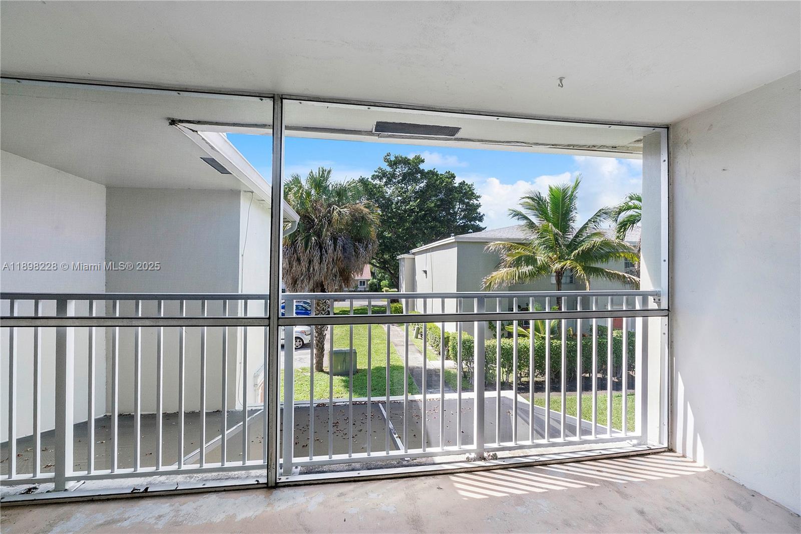 WOODGLEN CONDO - Residential