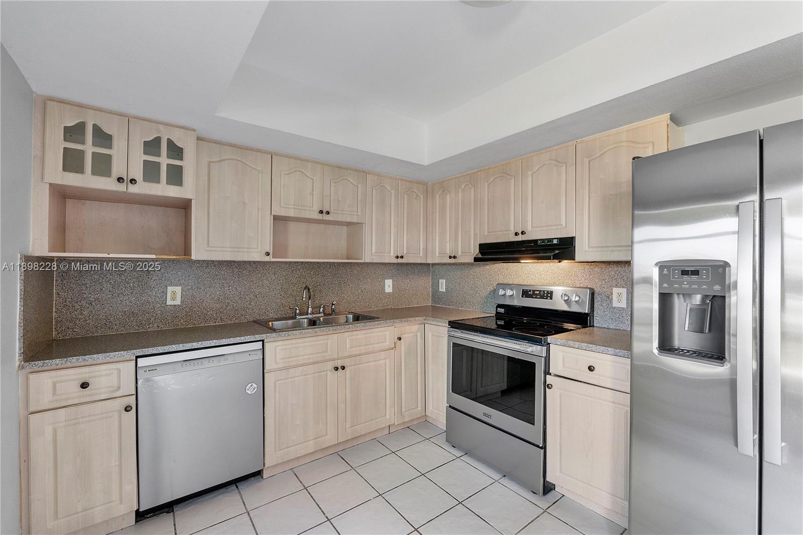 WOODGLEN CONDO - Residential