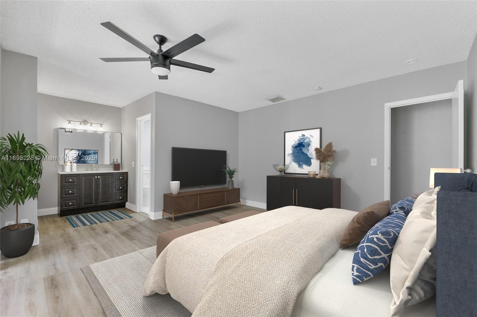 WOODGLEN CONDO - Residential