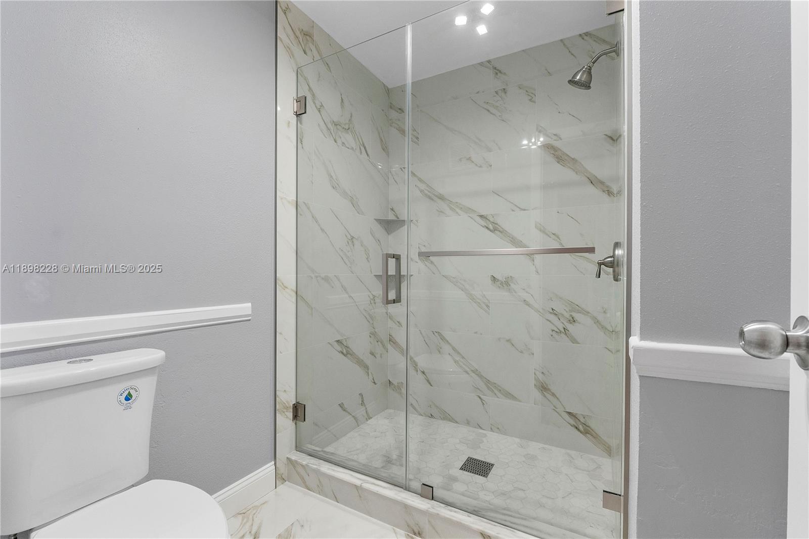 WOODGLEN CONDO - Residential