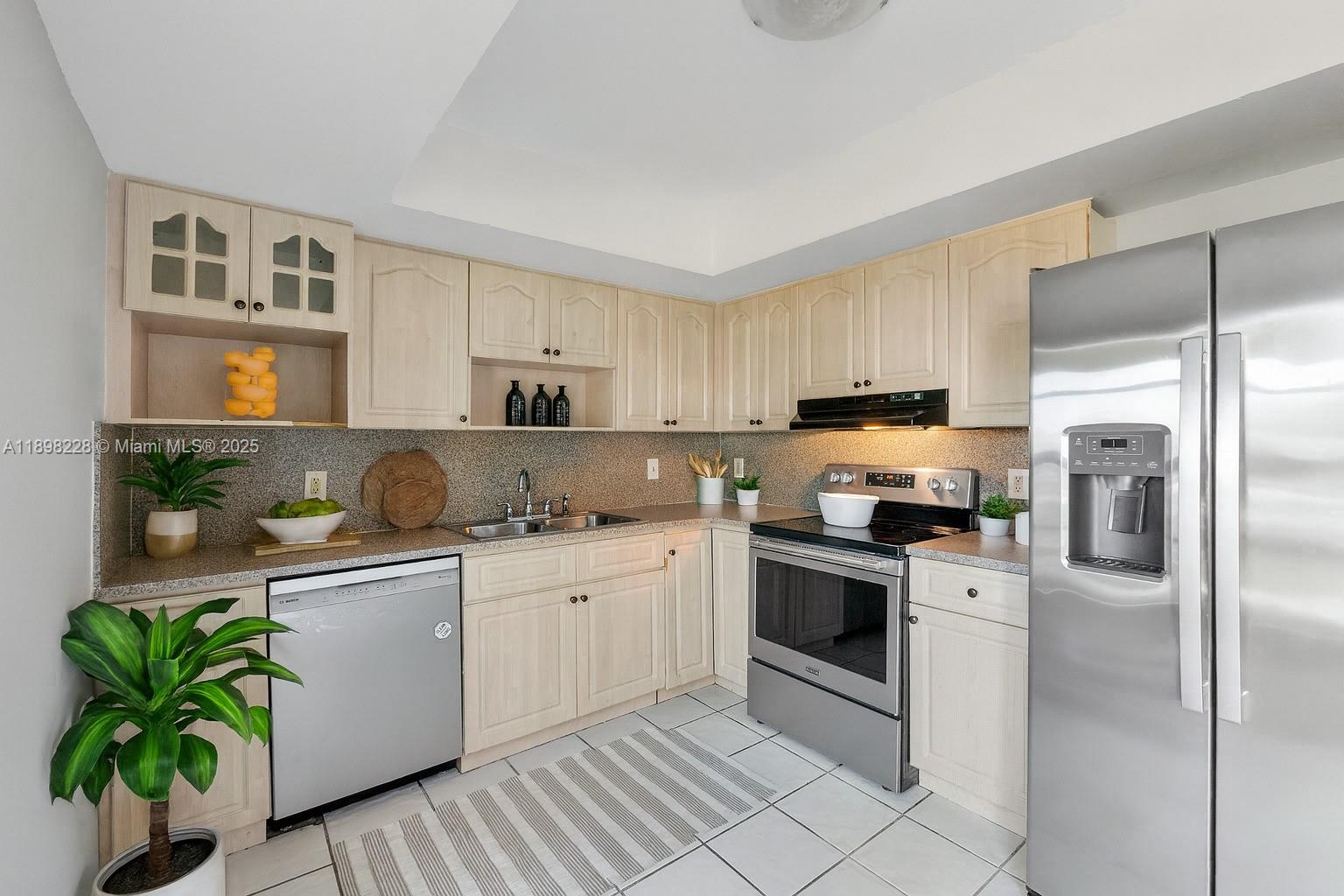 WOODGLEN CONDO - Residential