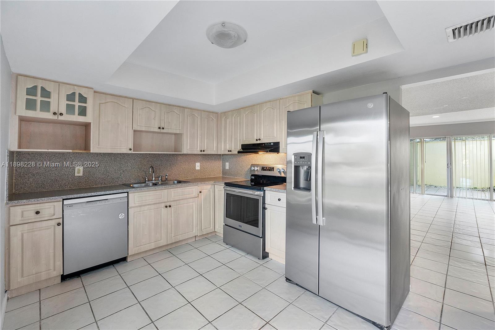 WOODGLEN CONDO - Residential