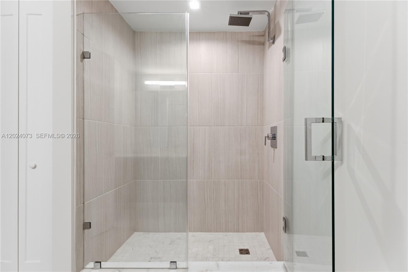 Flow House - Residential