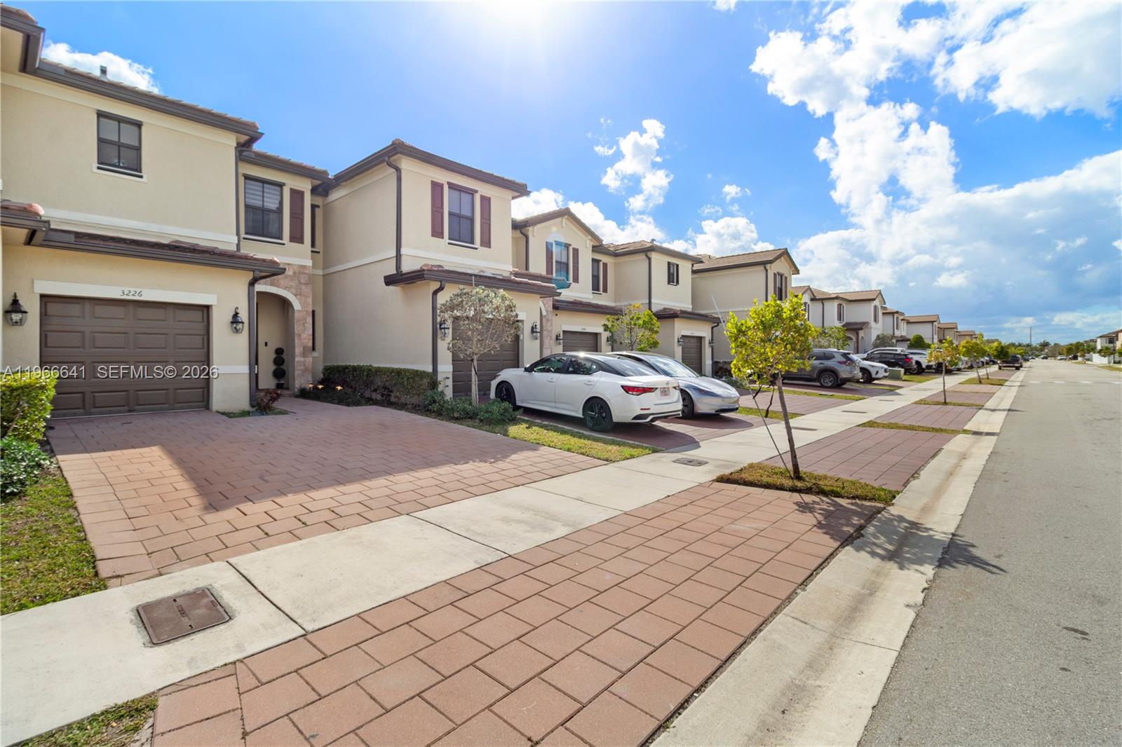 AQUABELLA NORTH REPLAT - Residential