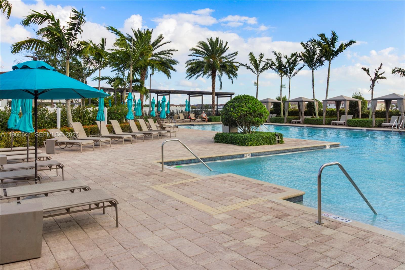 AQUABELLA NORTH REPLAT - Residential