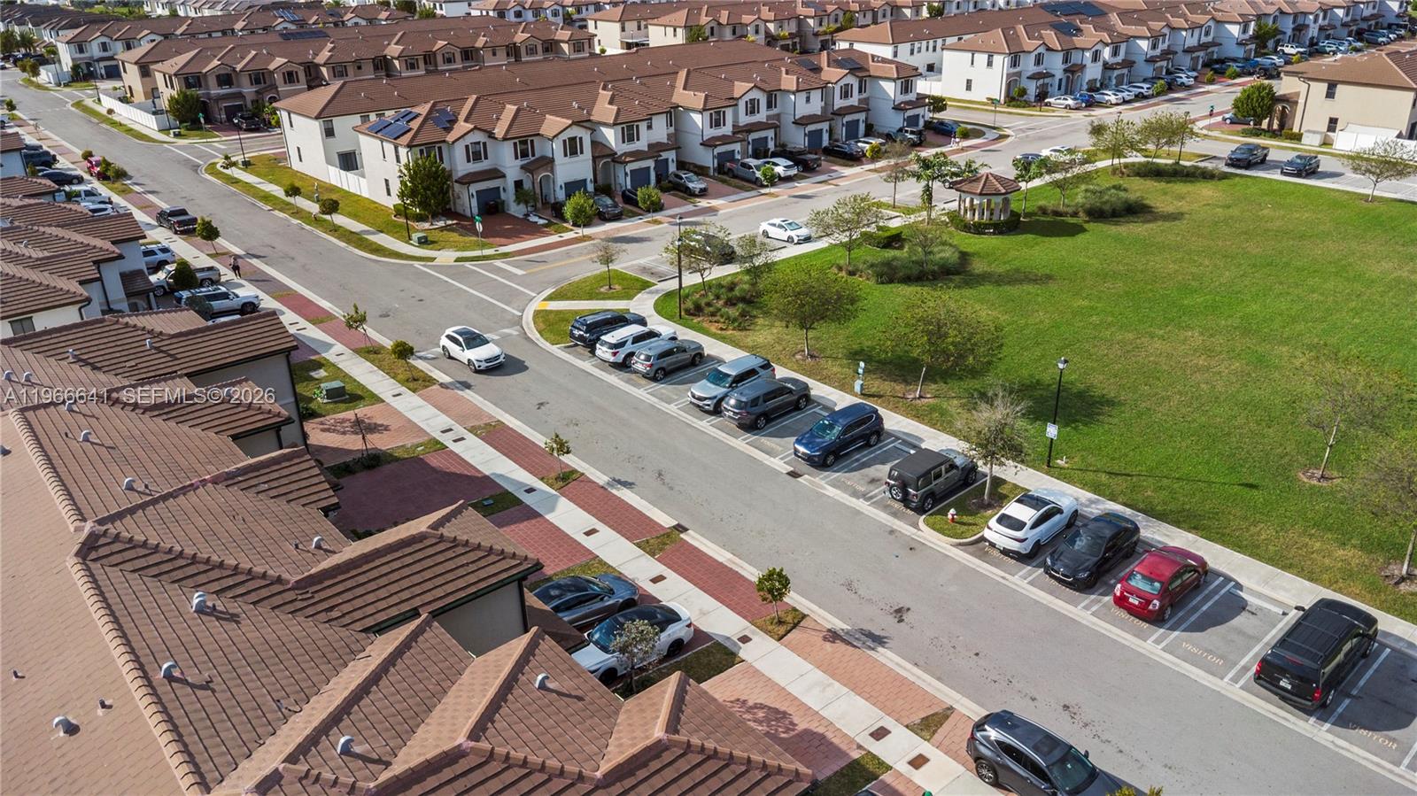 AQUABELLA NORTH REPLAT - Residential