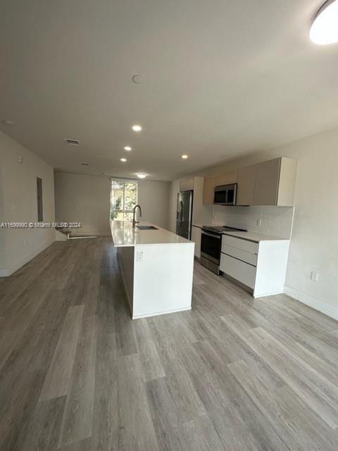 Rental Property at 2561 Ne 193rd St 1207, Miami, Broward County, Florida - Bedrooms: 2 
Bathrooms: 3  - $2,750 MO.