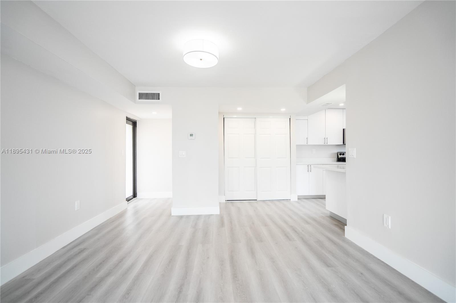 OCEANSIDE SEC ISLE OF NOR - Residential Lease