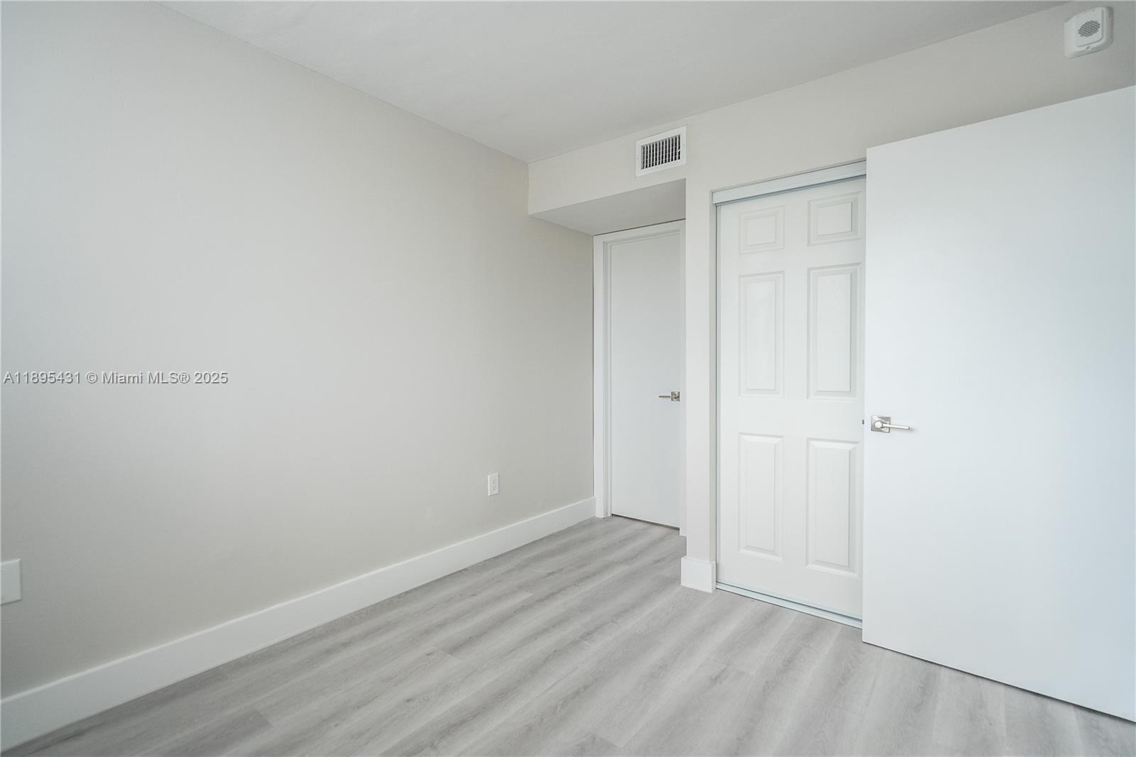 OCEANSIDE SEC ISLE OF NOR - Residential Lease