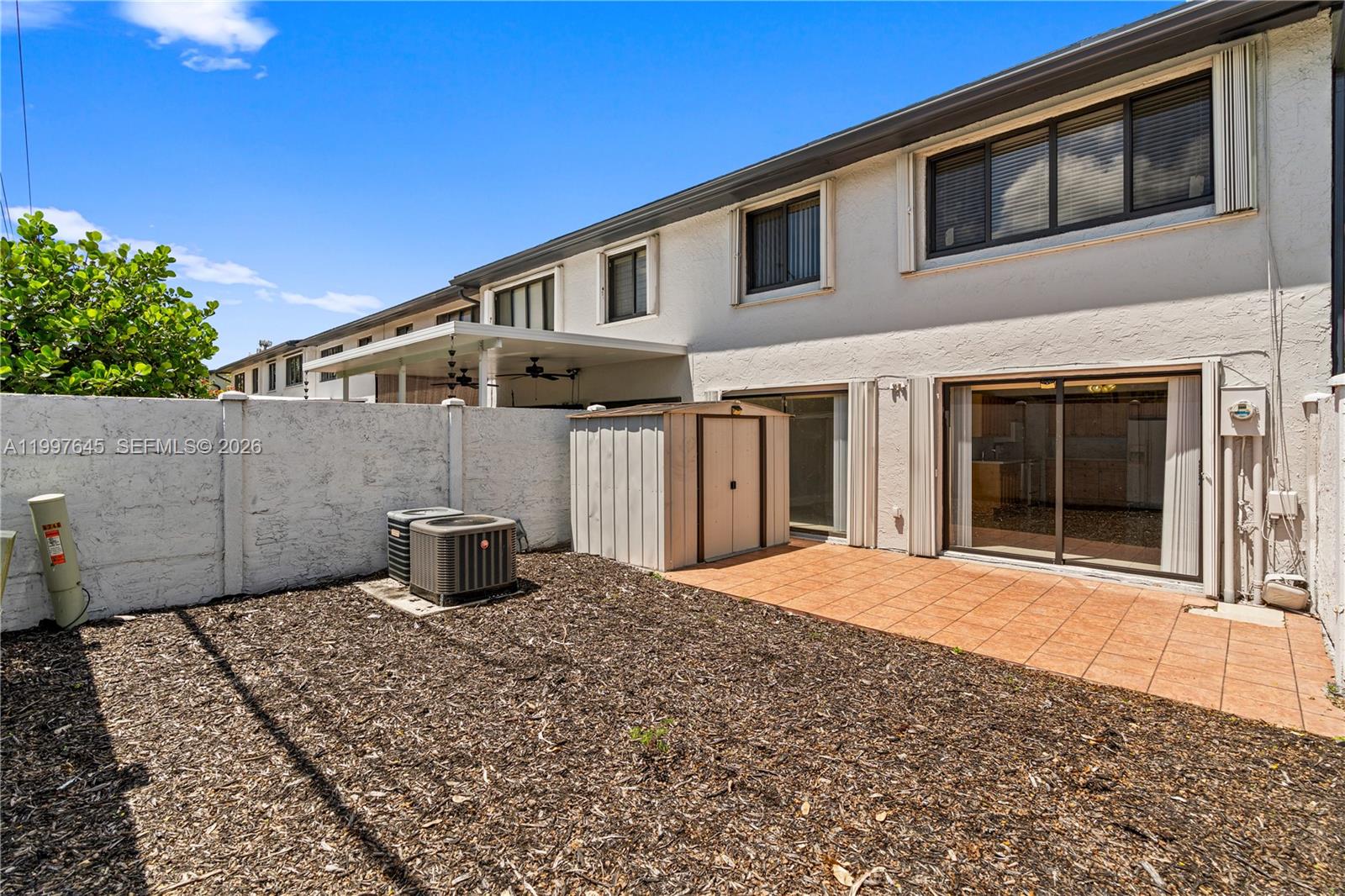 SUNCREST TOWNHOUSE CONDO - Residential