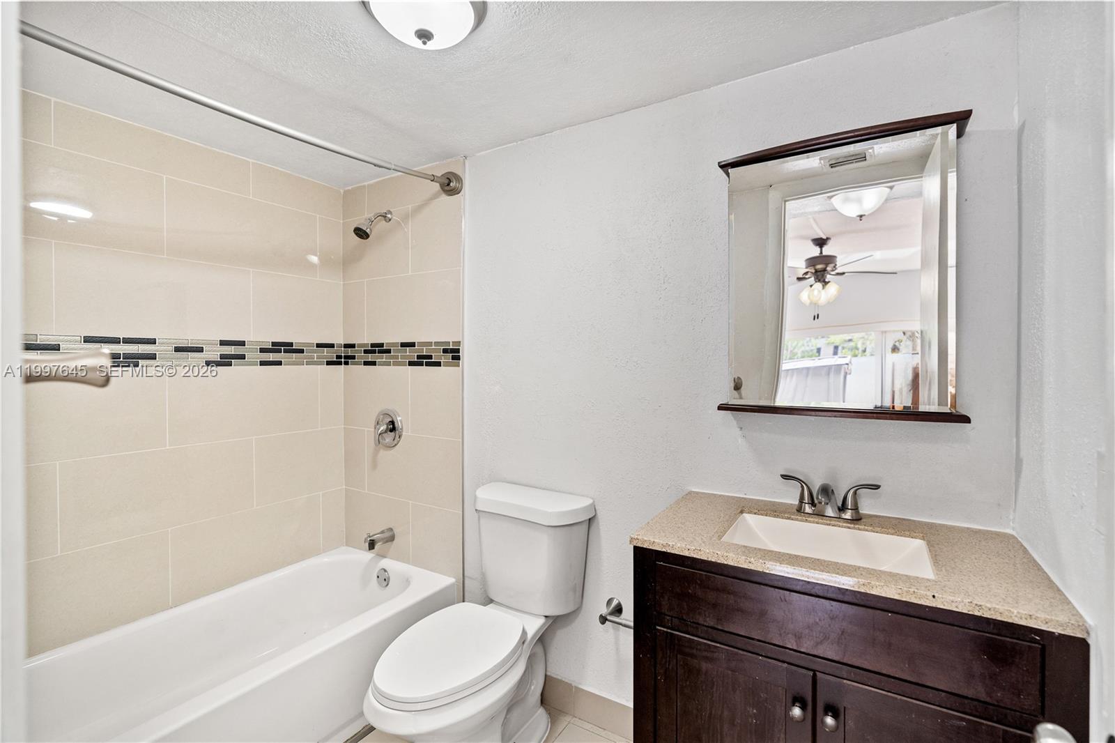 SUNCREST TOWNHOUSE CONDO - Residential