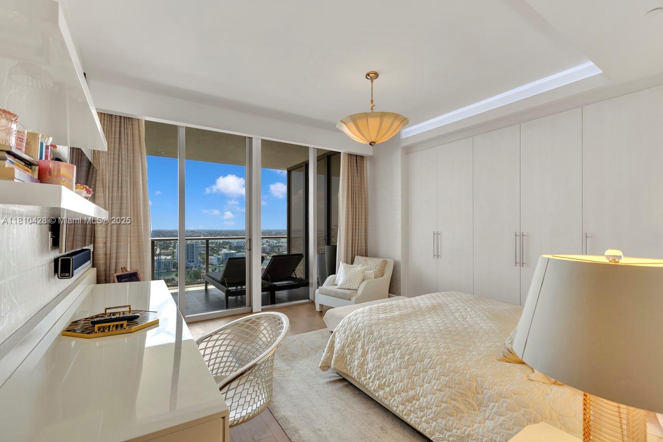 St Regis South - Residential
