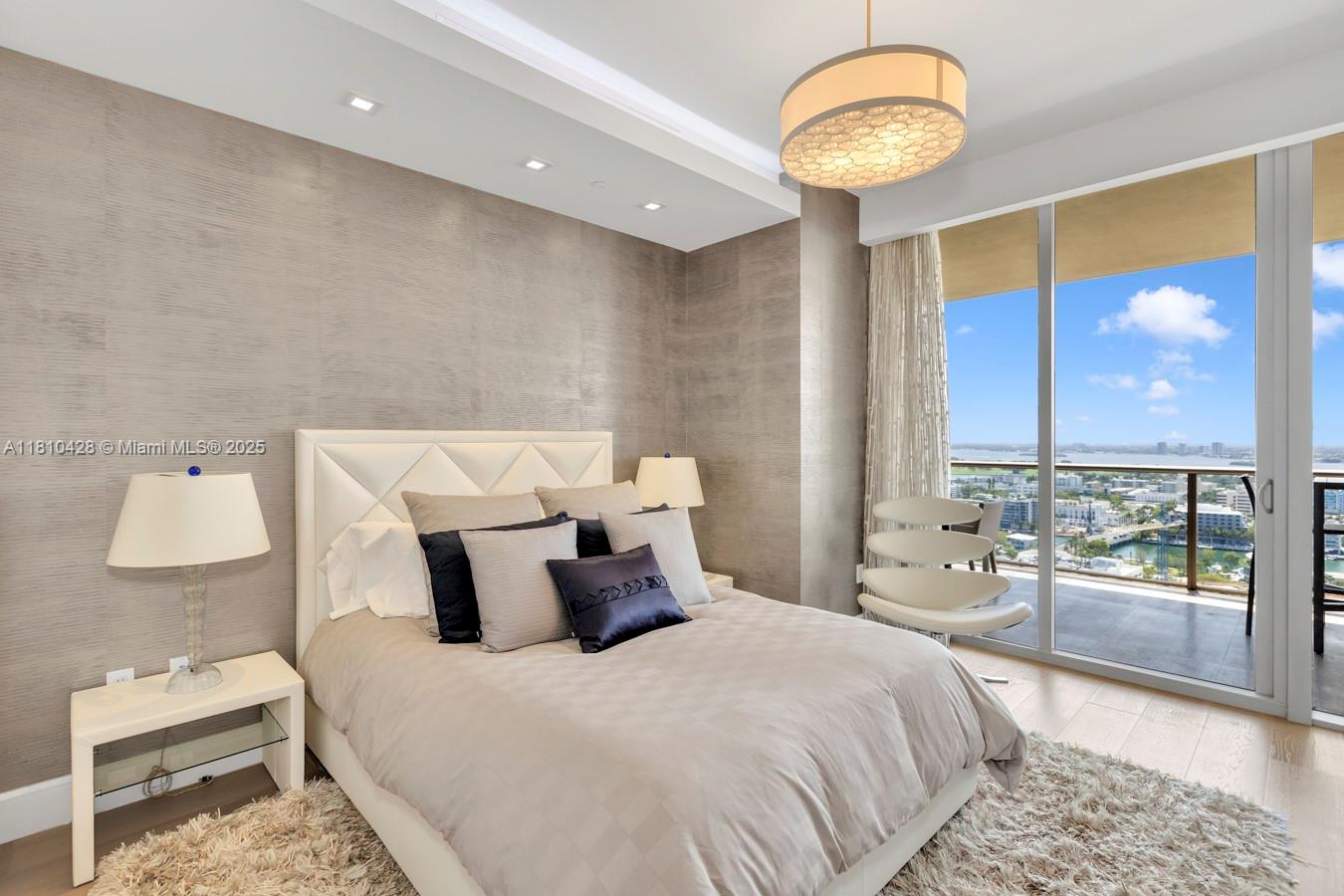 St Regis South - Residential