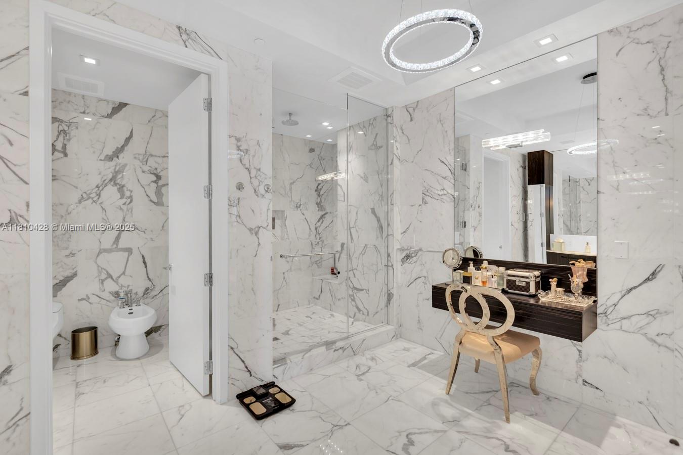St Regis South - Residential